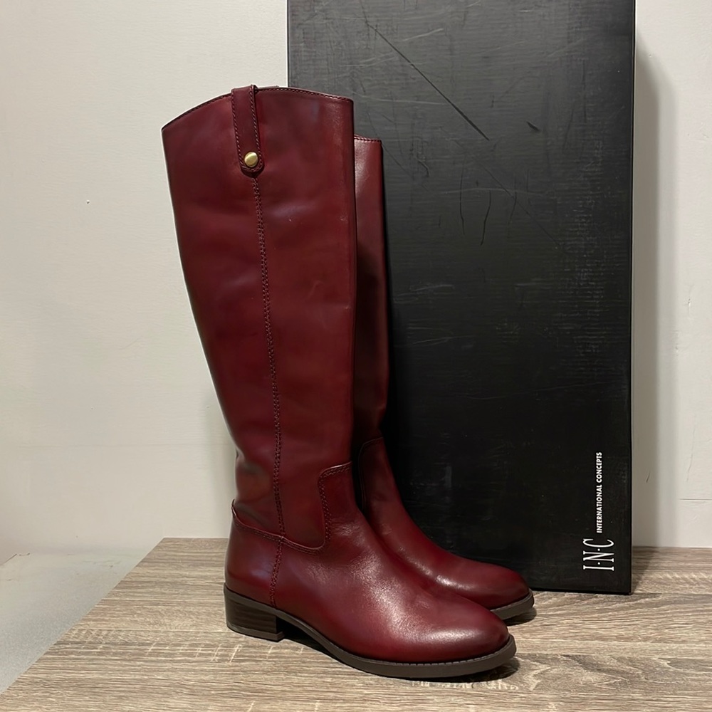 INC Merlot Fawne size 6.5
